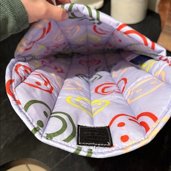 Baggu Puffy Laptop Sleeve 16" Lavender Happy - Picture 5 of 6